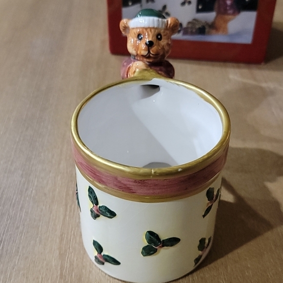 1995 Home For the Holidays Bear Mug - Picture 10 of 11